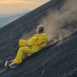 Volcano Boarding di Cerro Negro, Nikaragua: Meluncur di Latar Gunung Api Aktif